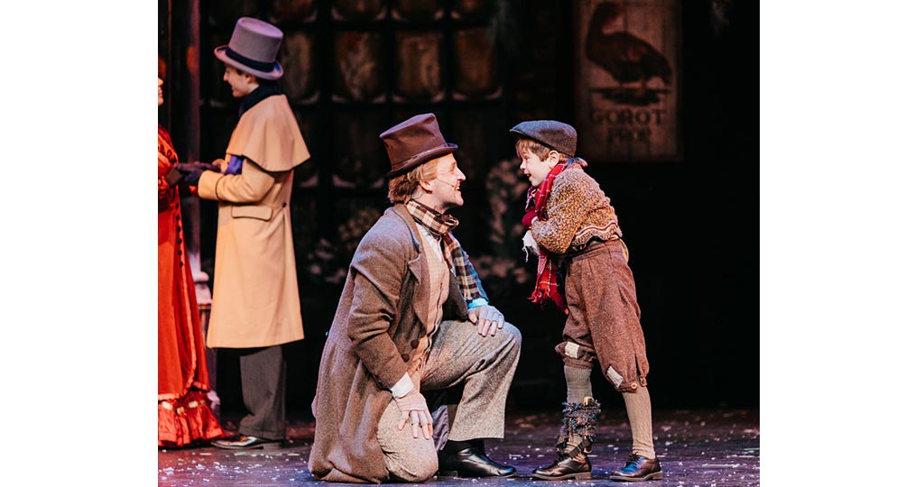Charles Dicken's A Christmas Carol | The Fabulous Fox Theatre