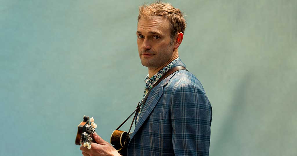 CHRIS THILE