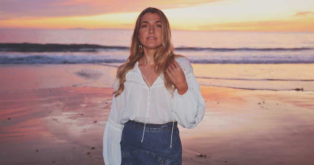 LOLA KRISTINE: HOME FOR THE HOLIDAYS