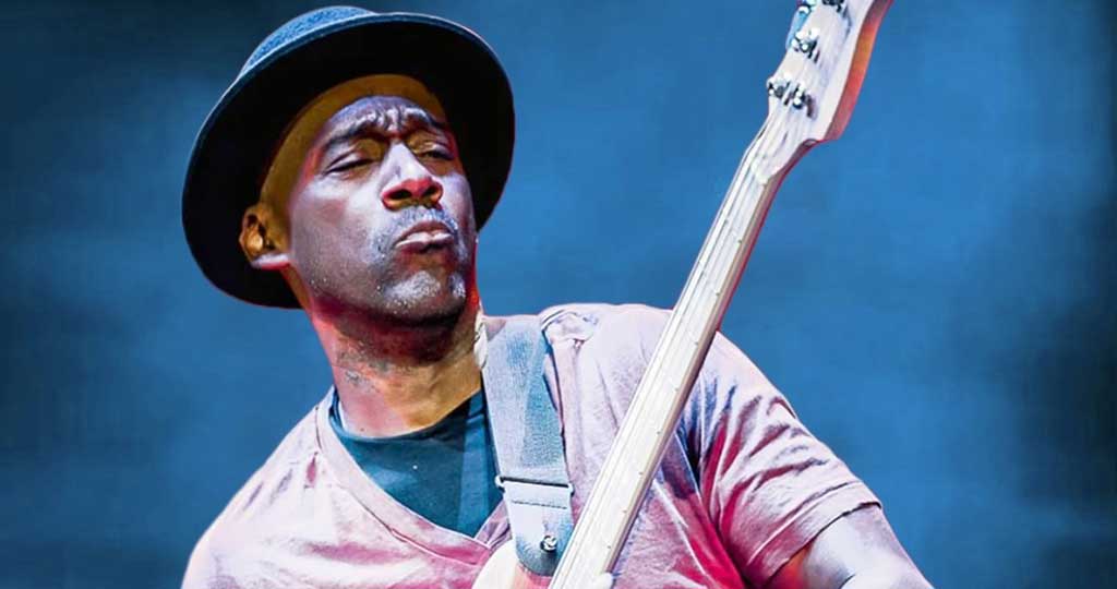 MARCUS MILLER