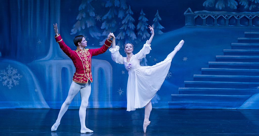 Nutcracker! Magical Christmas Ballet The Fabulous Fox Theatre