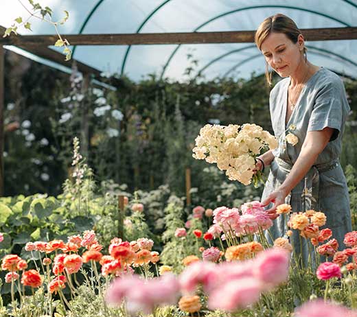 THE GARDEN AND THE ARTISTRY OF FLORAL DESIGN MetroTix